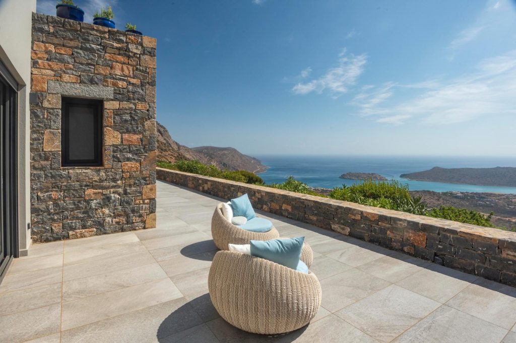 House in Agios Nikolaos - view 1