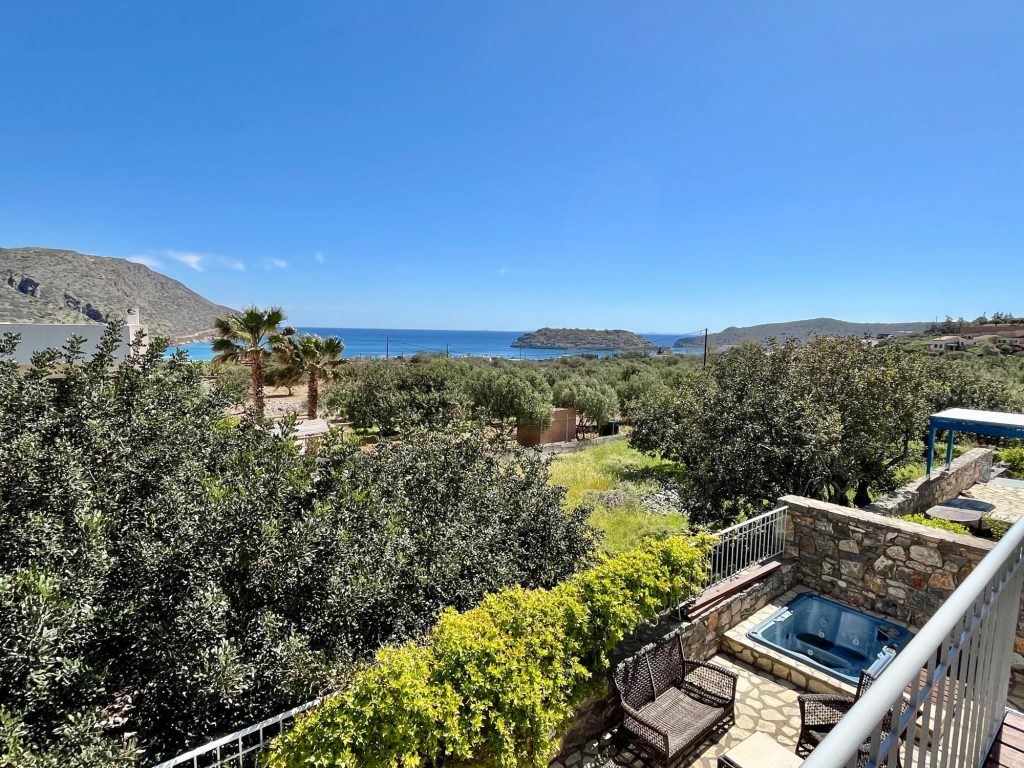 House in Plaka - view 1