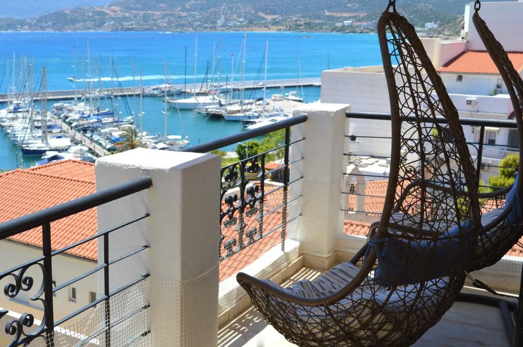 House in Agios Nikolaos - view 1