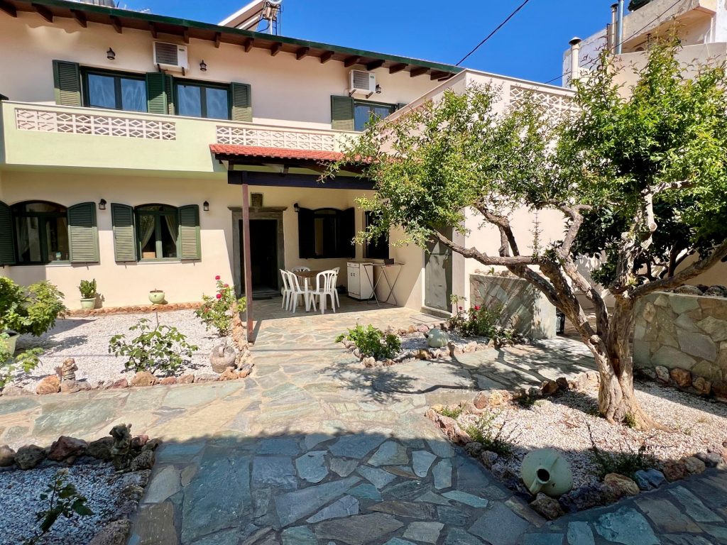 House in Neapoli - view 1