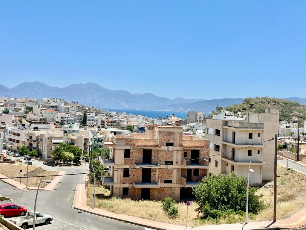 House in Agios Nikolaos - view 1