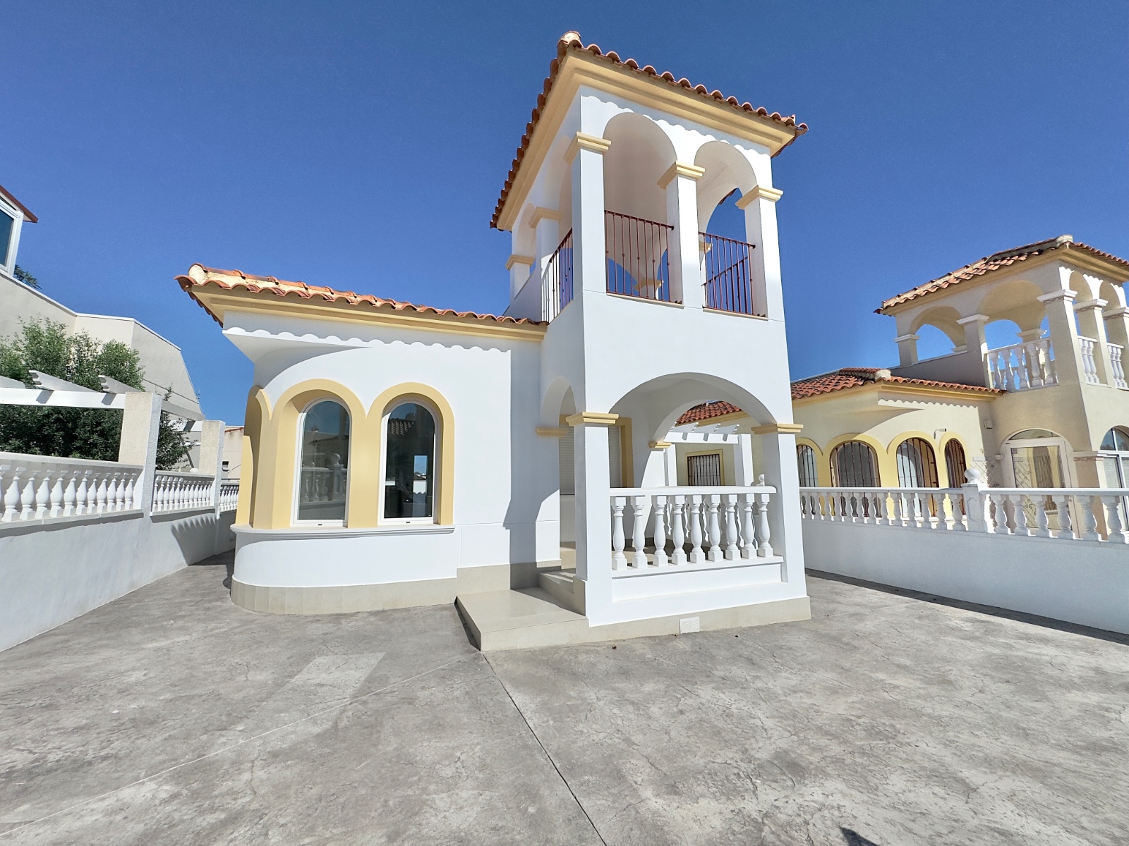 House in Lo Bigo - view 1