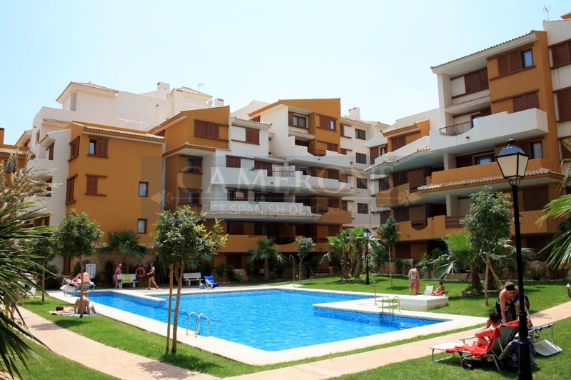 Apartment in Alicante - view 1