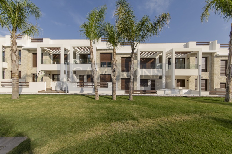 Apartment in Alicante - view 1