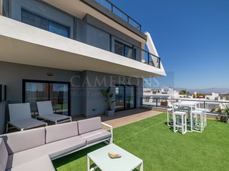 Apartment in Alicante - view 1