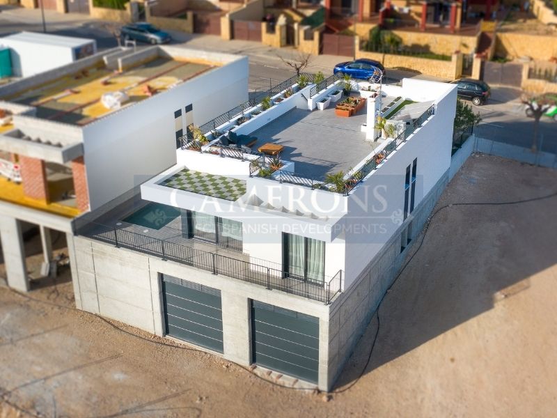 House in Alicante - view 1