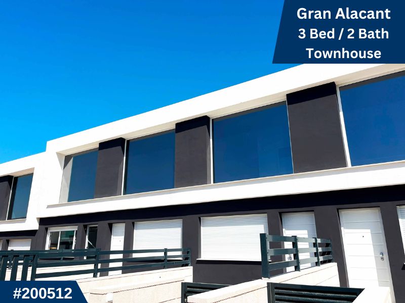 House in Alicante - view 1