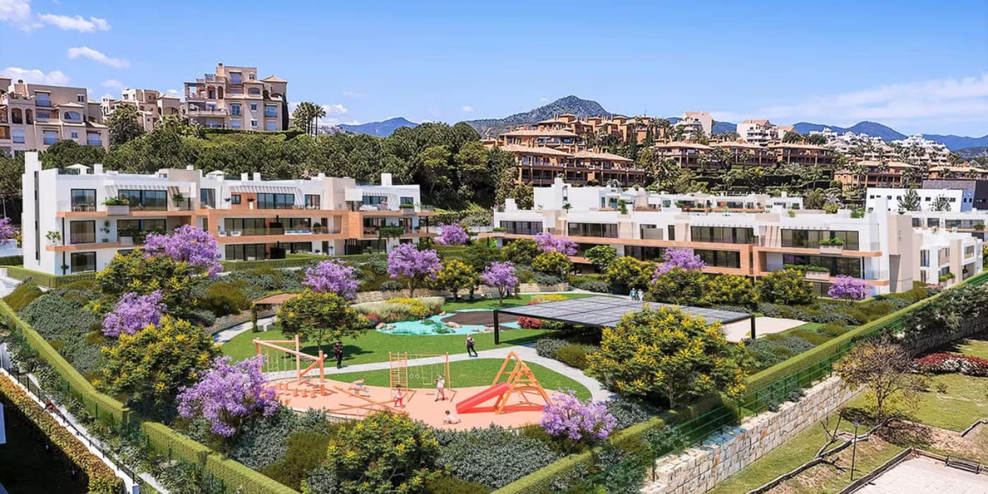 House in Estepona - view 1