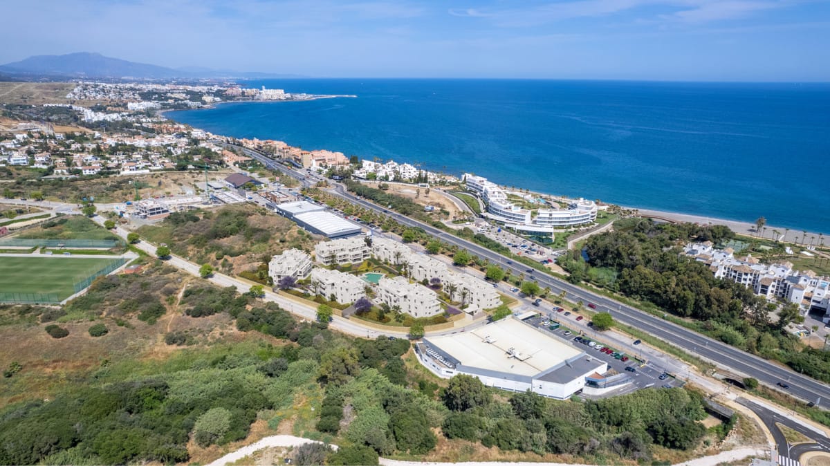 House in Estepona - view 1