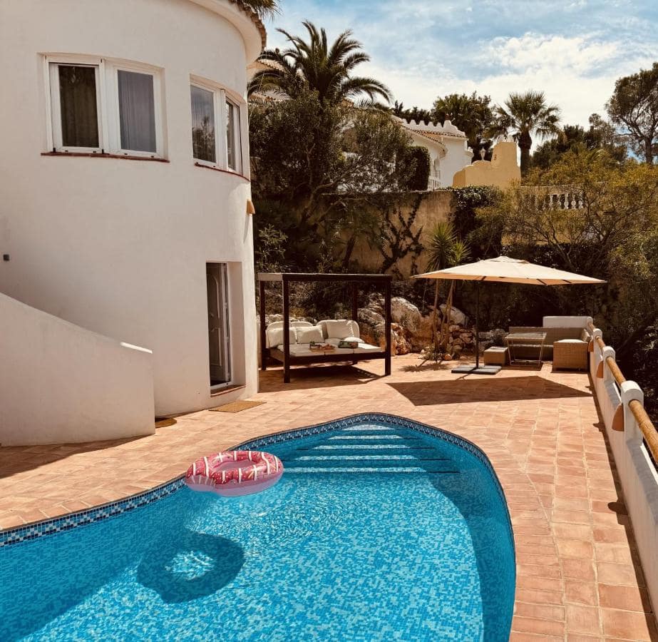 Villa in Denia - view 1