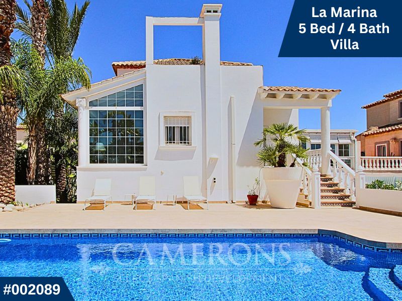 Villa in La Marina - view 1