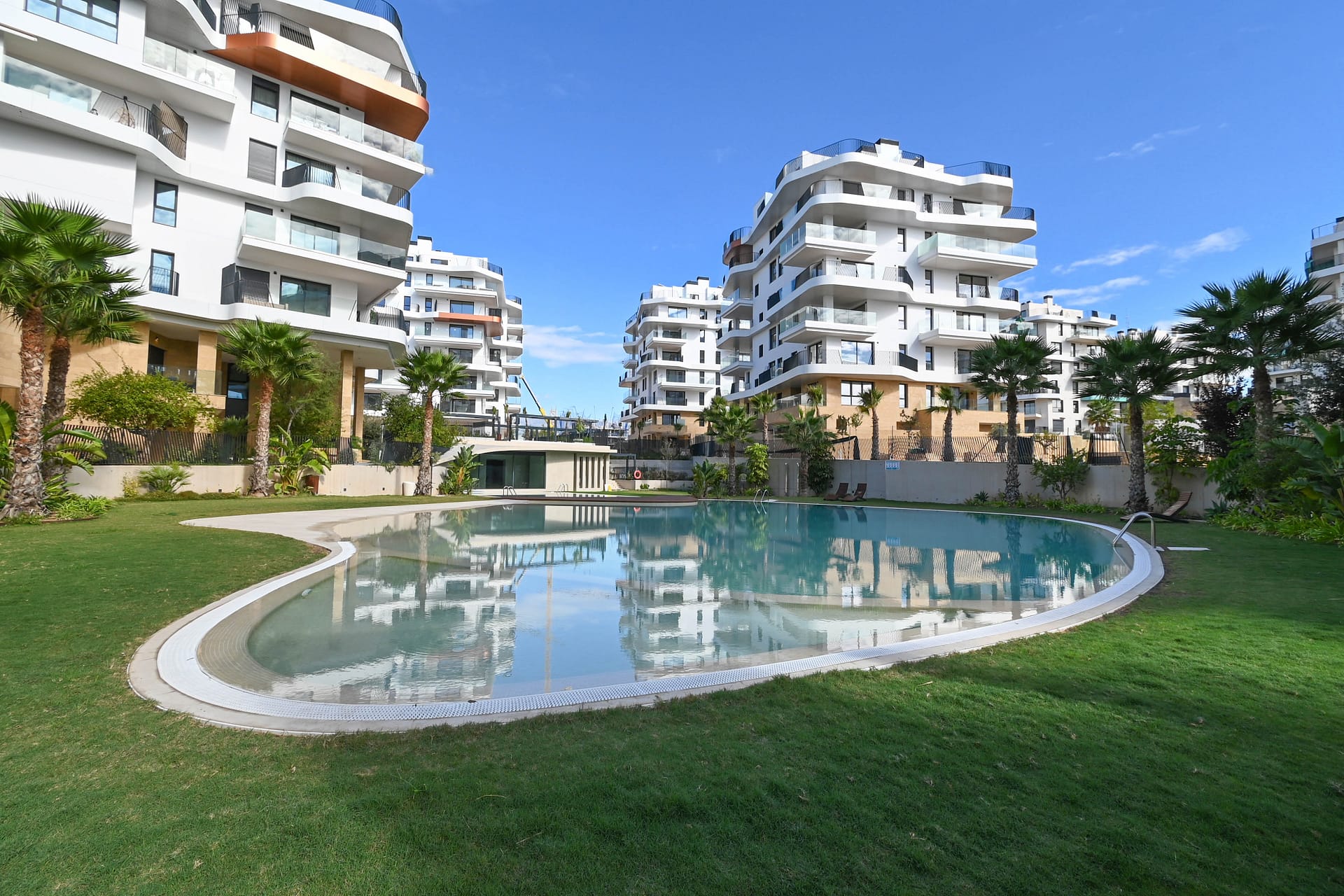 House in Villajoyosa - view 1