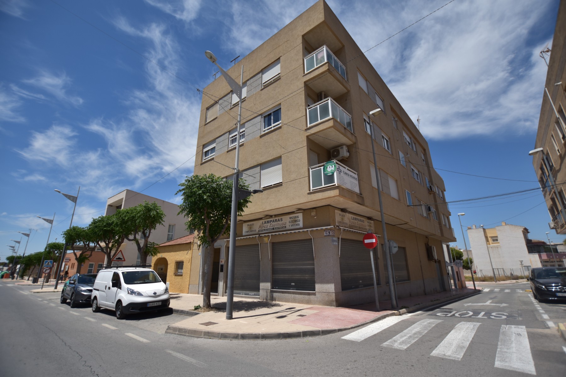 House in Alicante - view 1