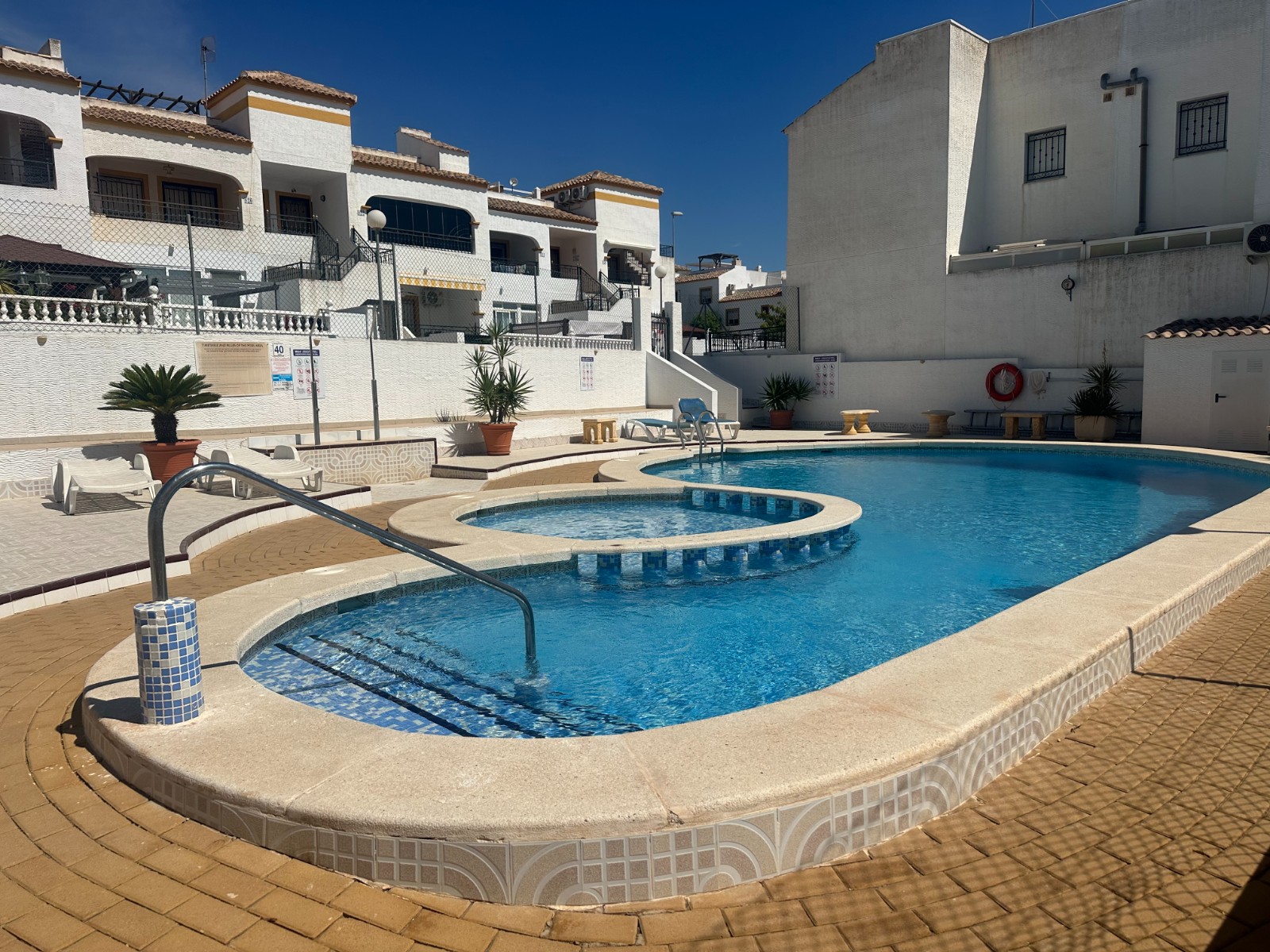 Apartment in Orihuela - view 1