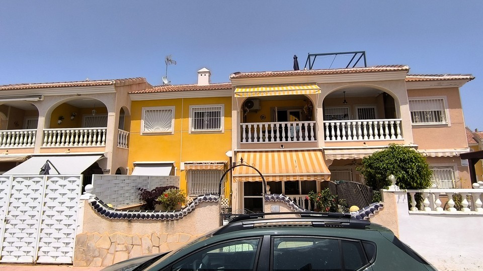Apartment in Alicante - view 1