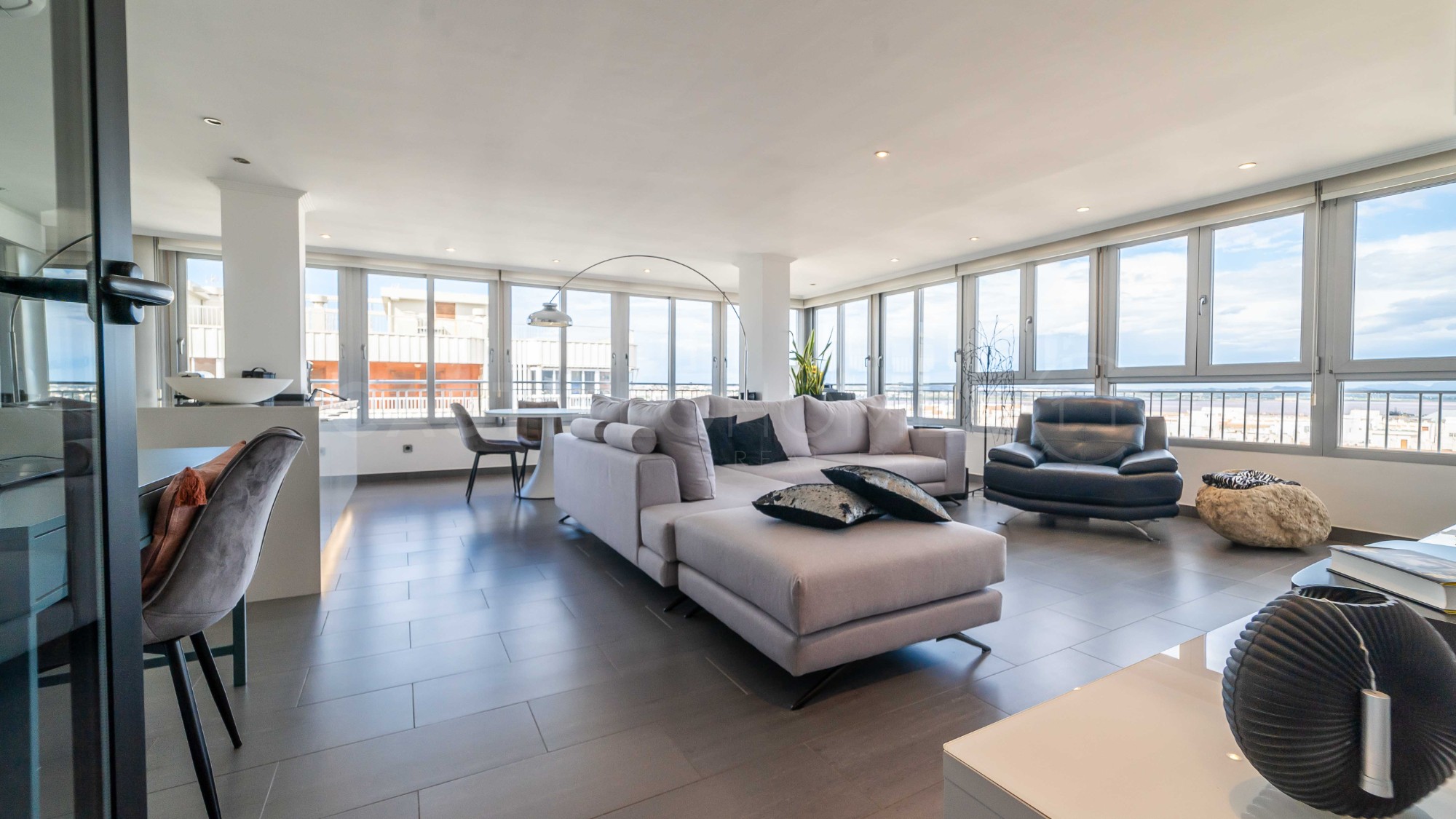 Apartment in Torrevieja - view 1