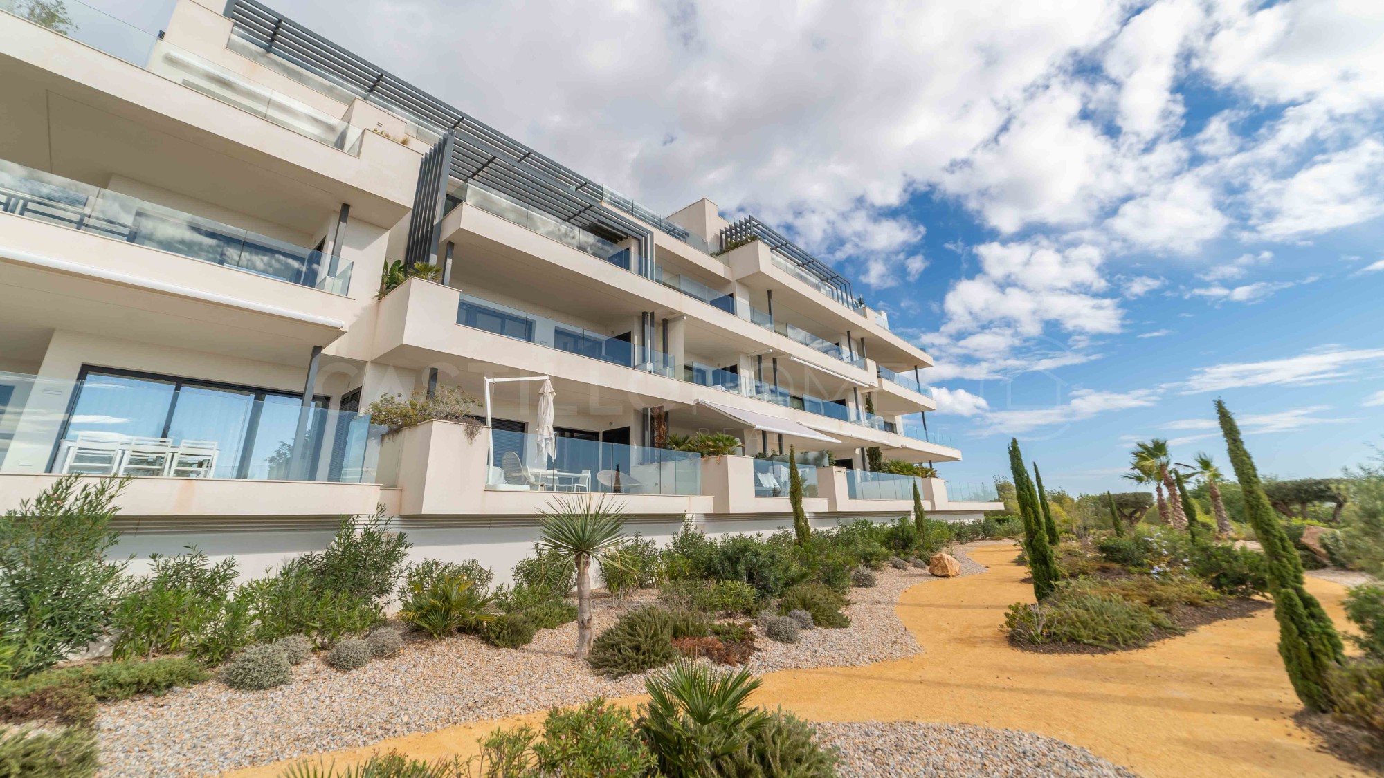 Apartment in Urbanizacion los Balcones - view 1