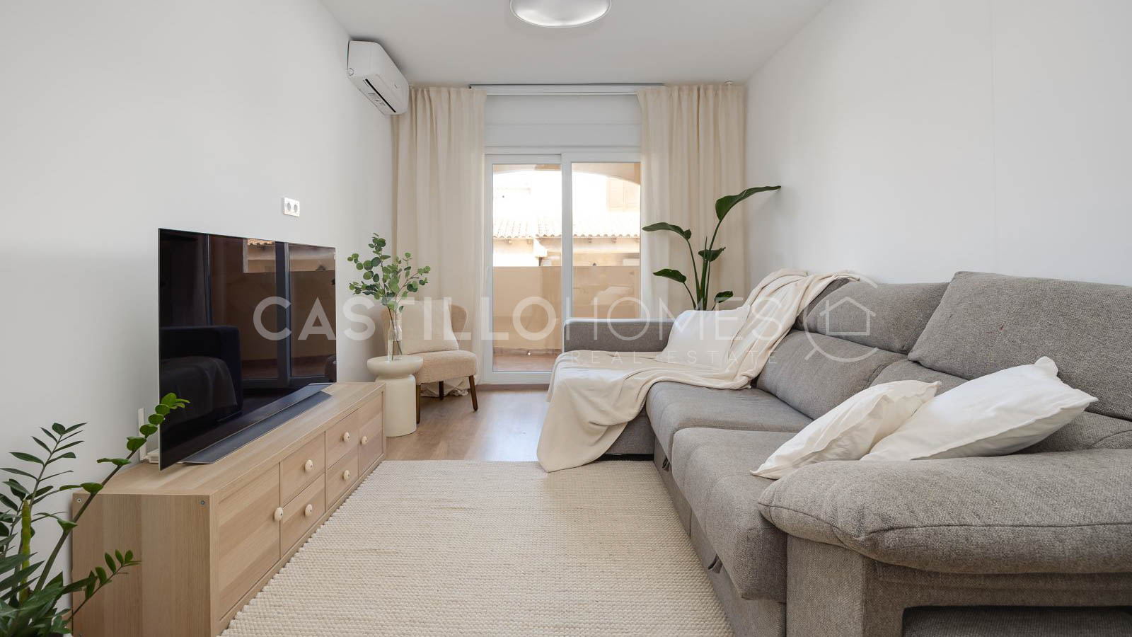 Apartment in Torrevieja - view 1