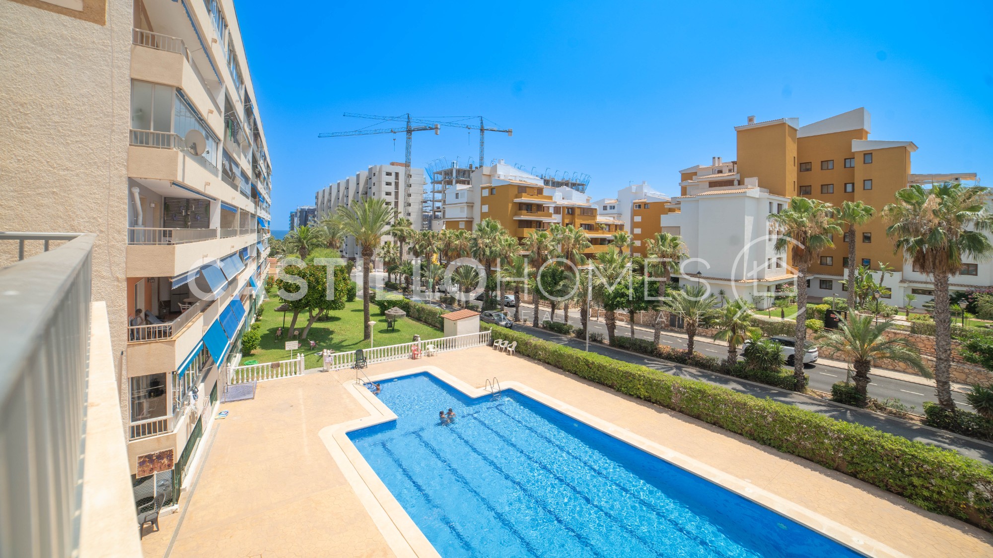 Apartment in Torrevieja - view 1