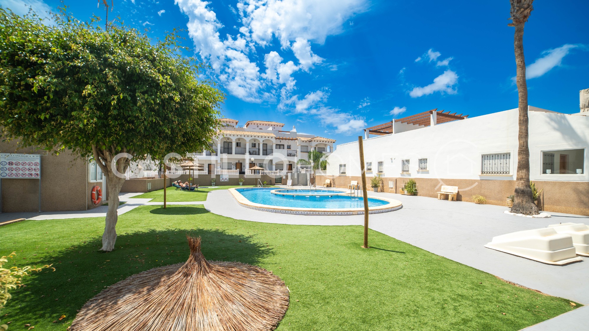 House in Urbanizacion los Balcones - view 1