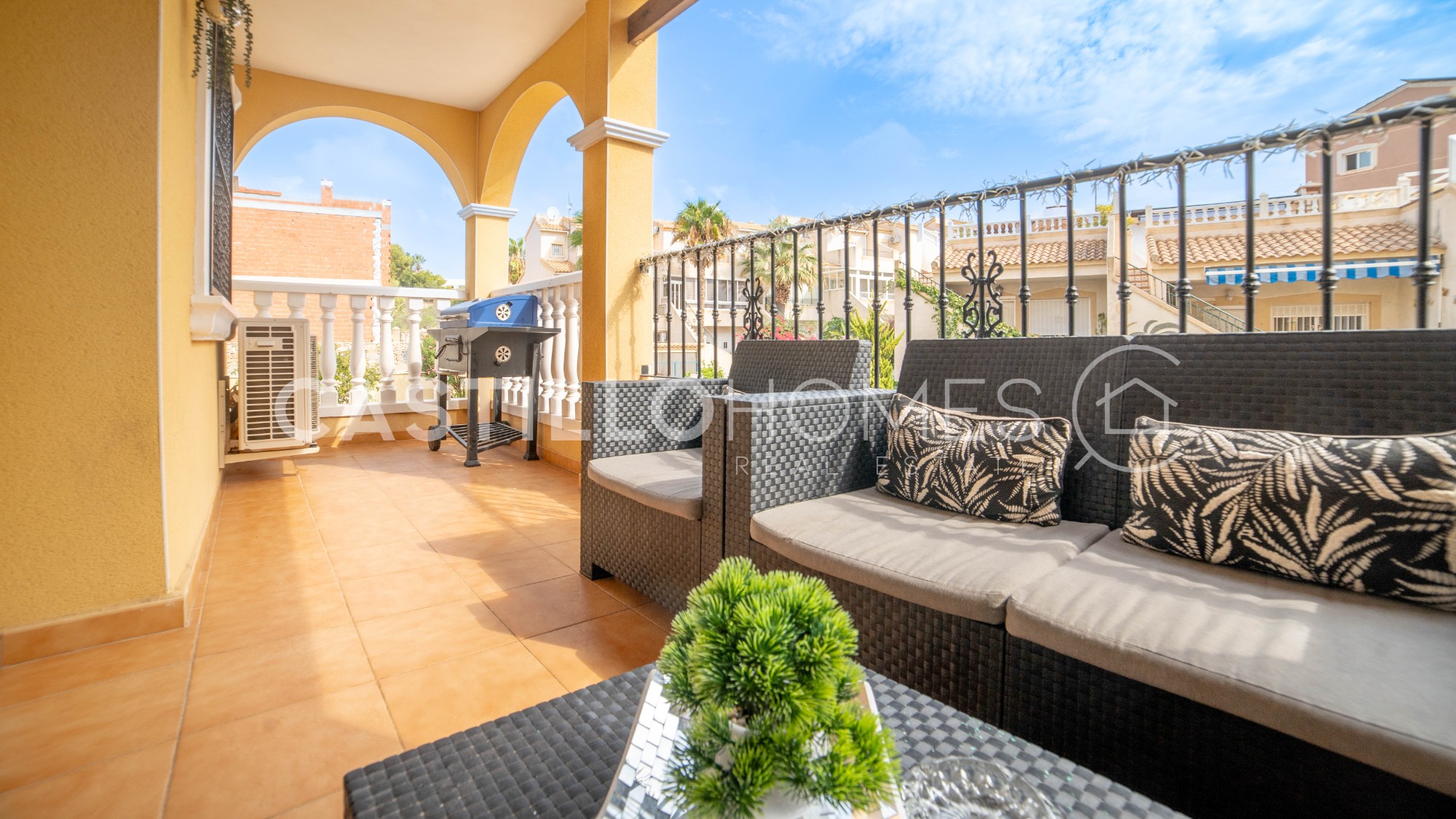 Apartment in Urbanizacion los Balcones - view 1
