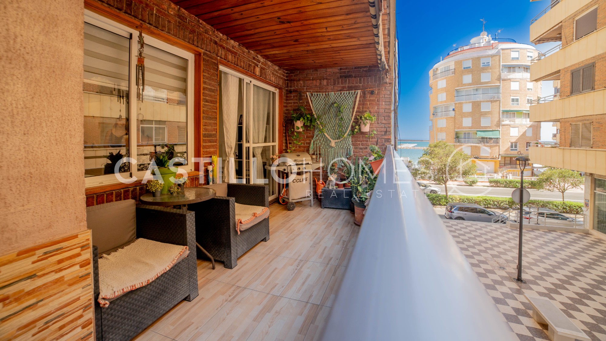 Apartment in Torrevieja - view 1