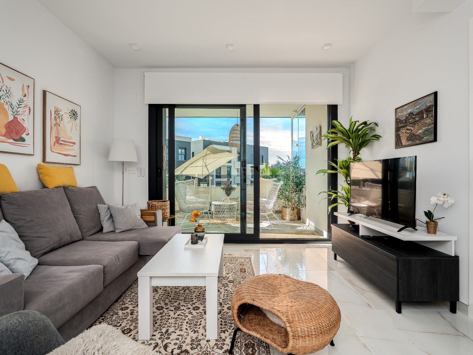 Apartment in Punta Prima - view 1