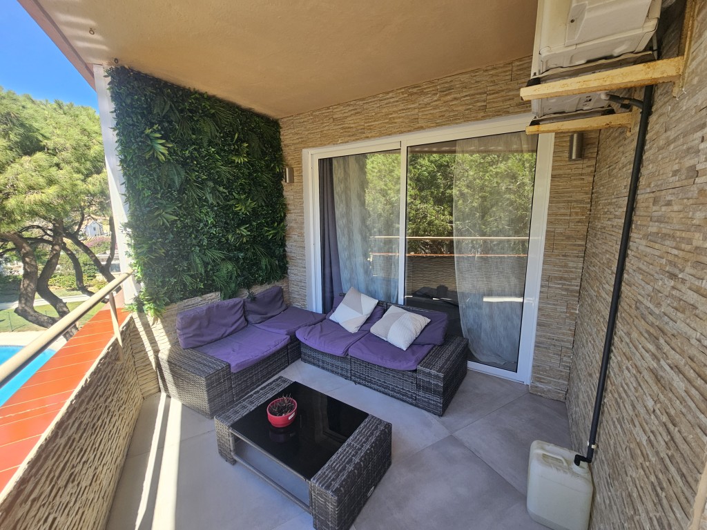 Apartment in Calahonda - view 1