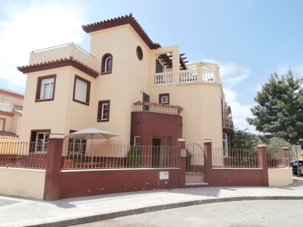 House in Almayate Bajo - view 1