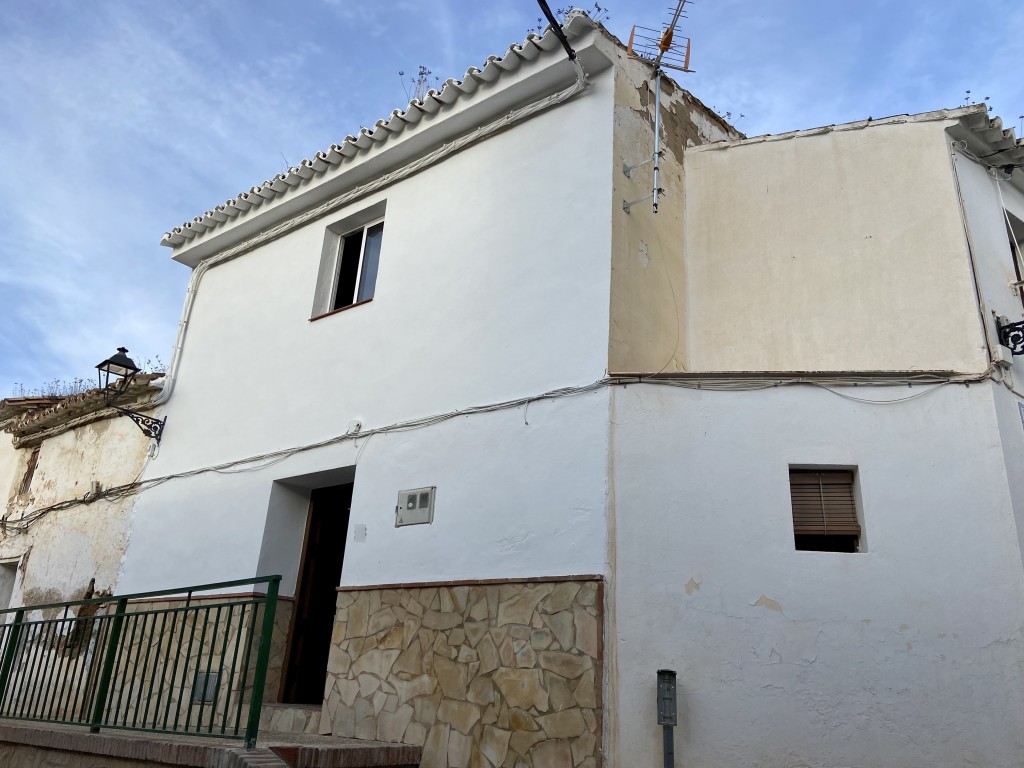 House in Riogordo - view 1