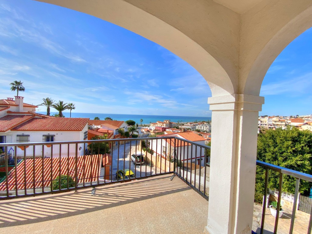 House in Torre del Mar - view 1