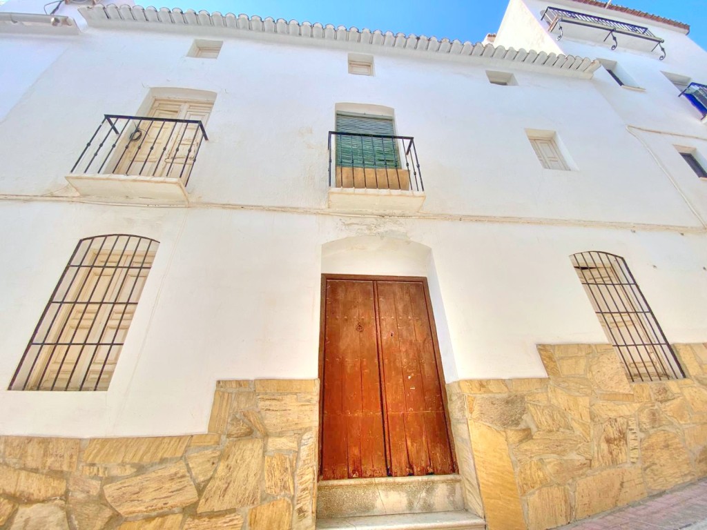 House in Torre del Mar - view 1