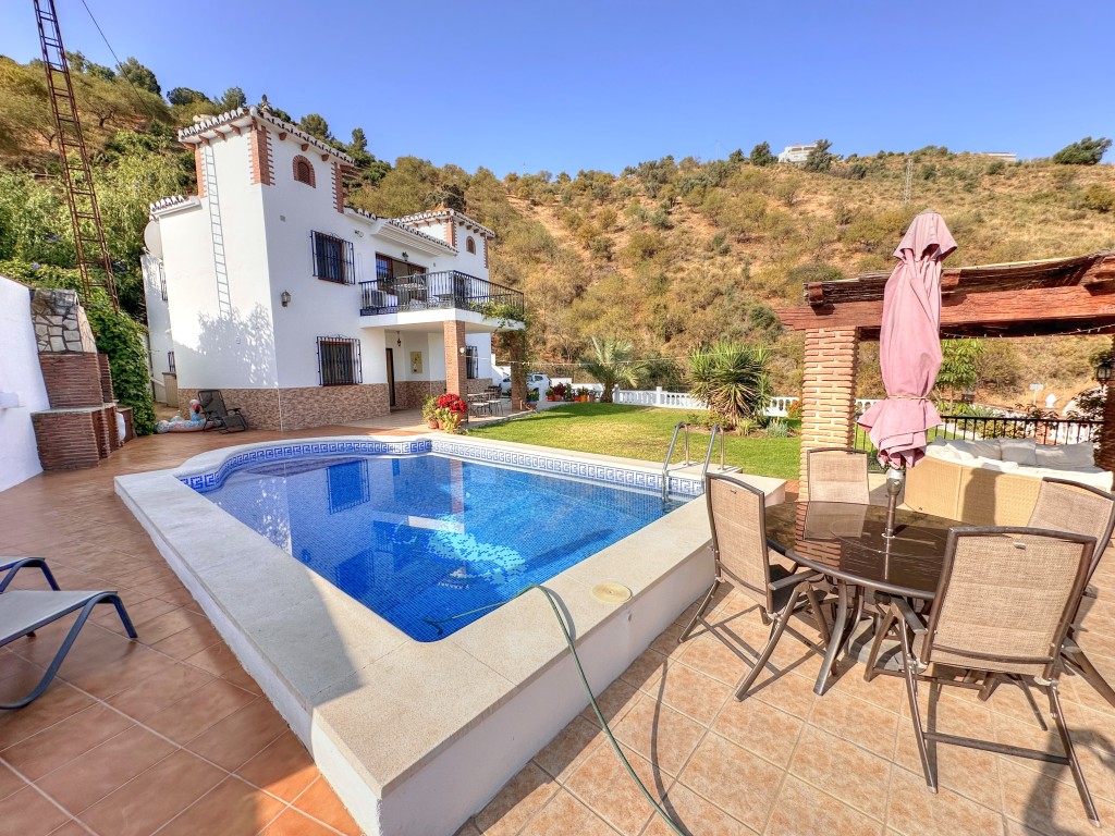 House in Torre del Mar - view 1