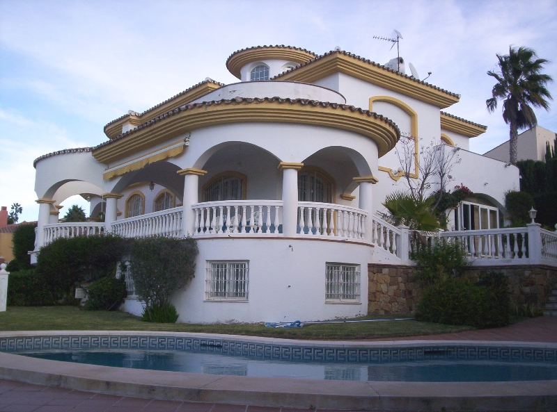 Villa in Malaga - view 1