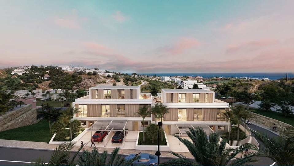 House in Estepona - view 1