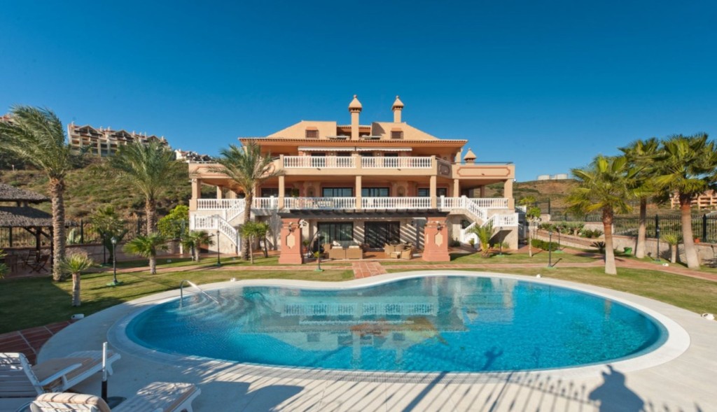 Villa in Malaga - view 1