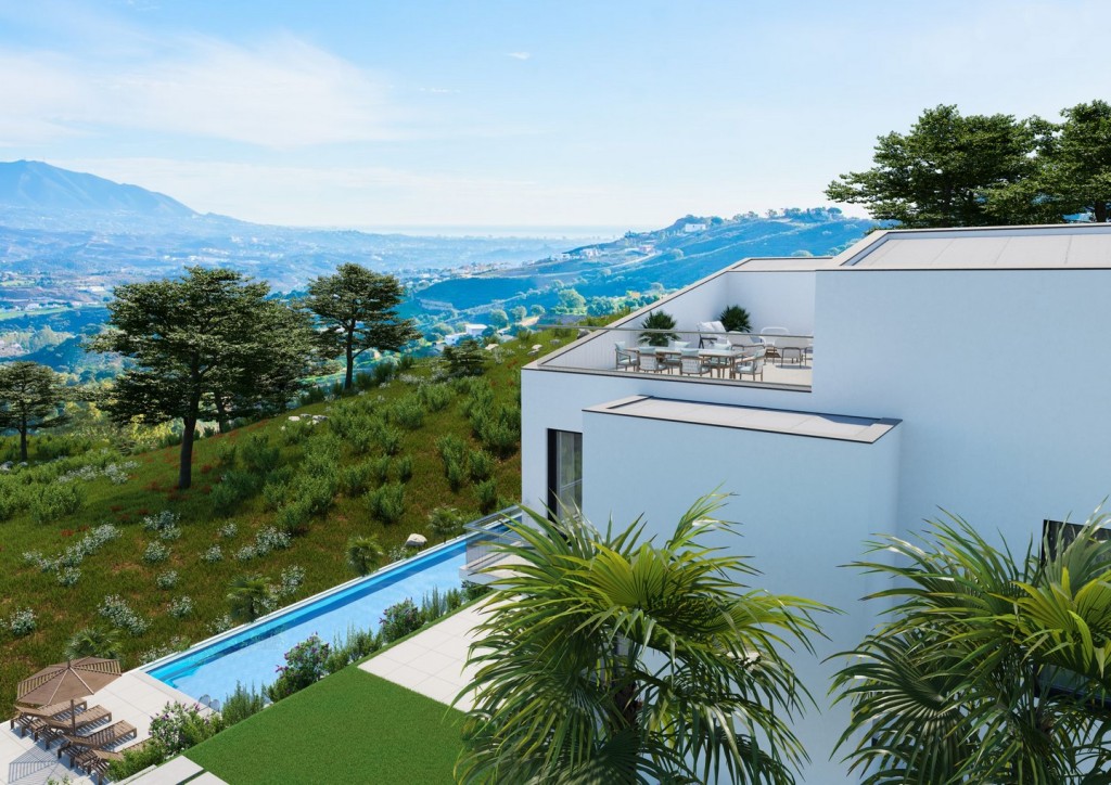 Villa in La Mairena - view 1