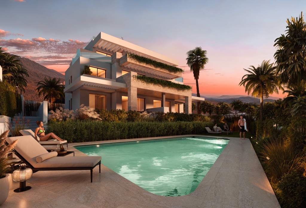 House in Estepona - view 1