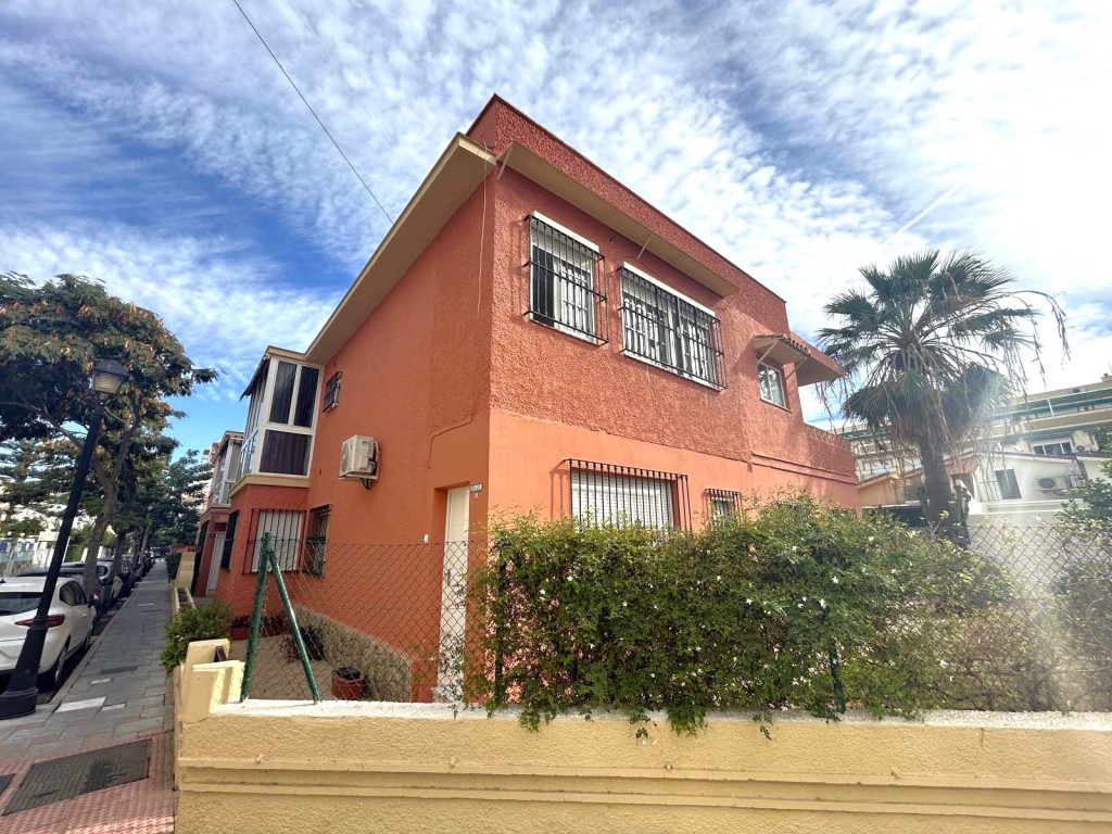 Apartment in Fuengirola - view 1