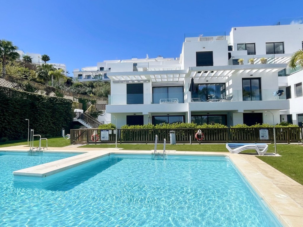 Apartment in Mijas - view 1
