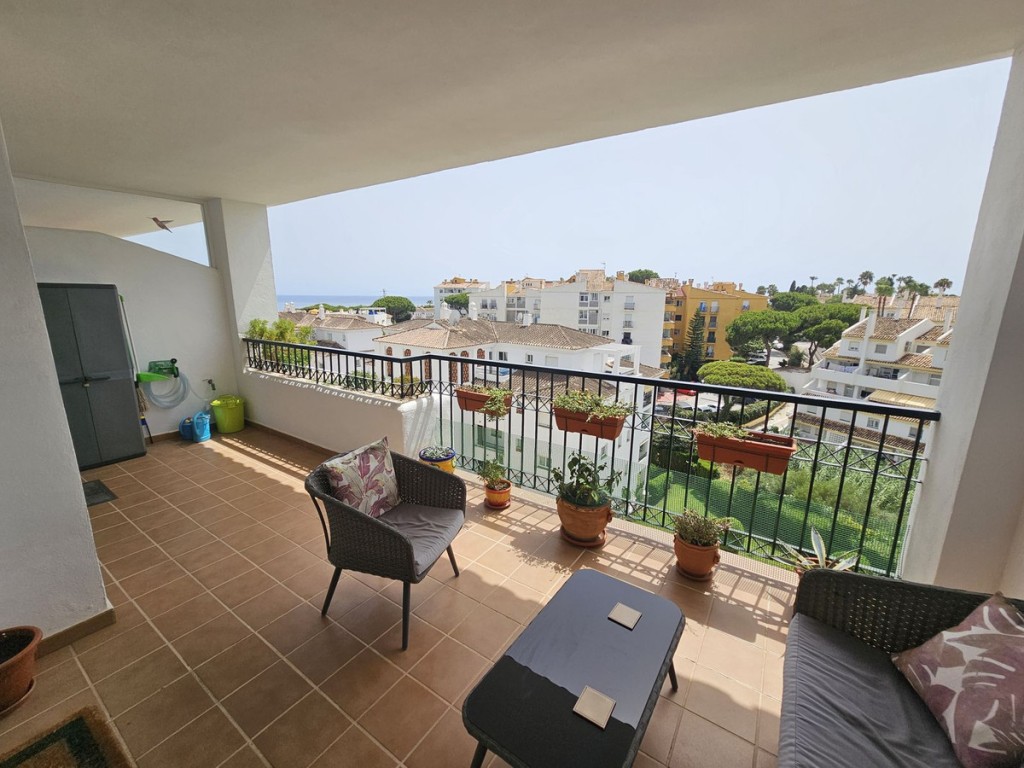 Apartment in Sitio de Calahonda - view 1