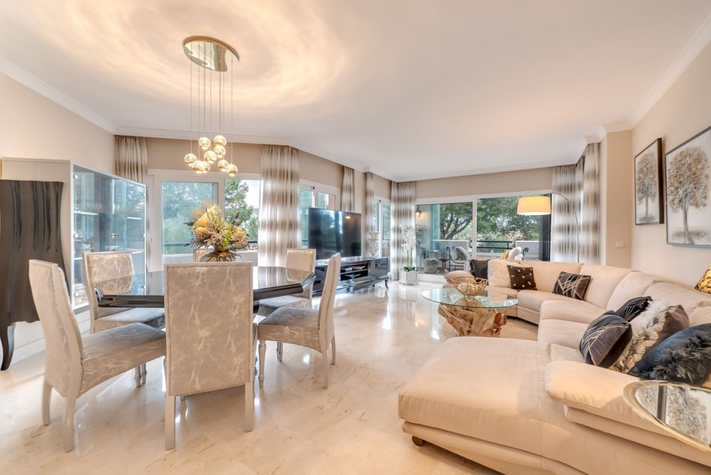 Apartment in Artola - view 1