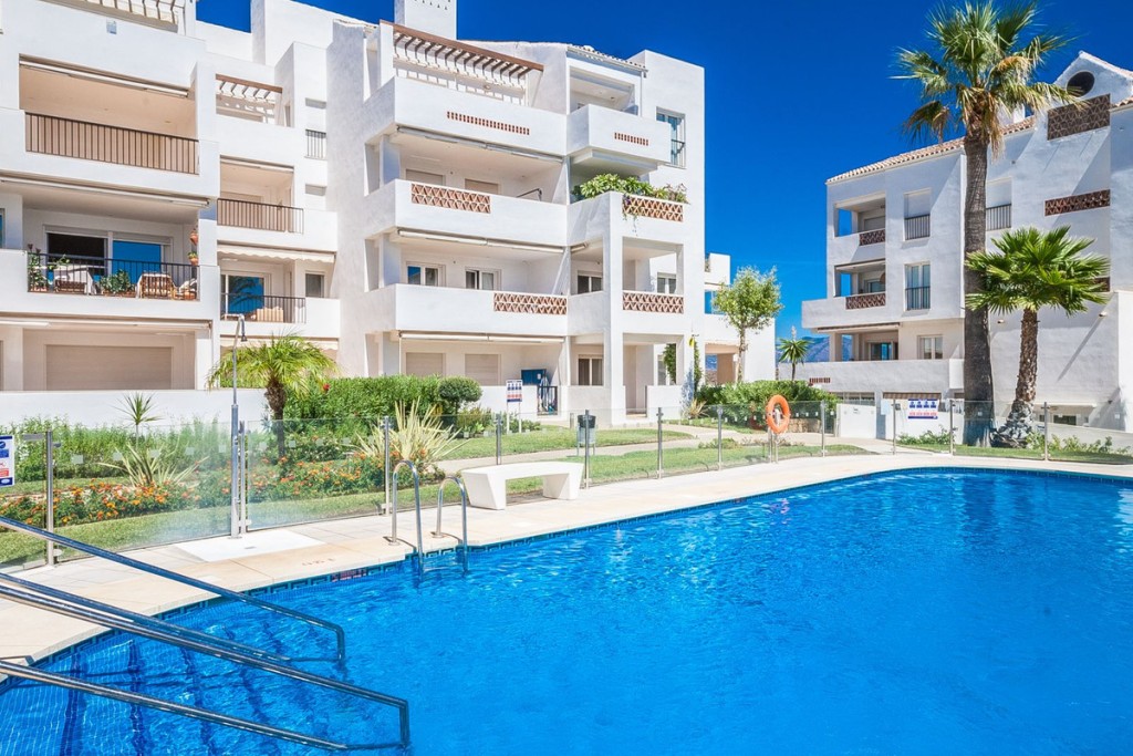 Apartment in Sitio de Calahonda - view 1