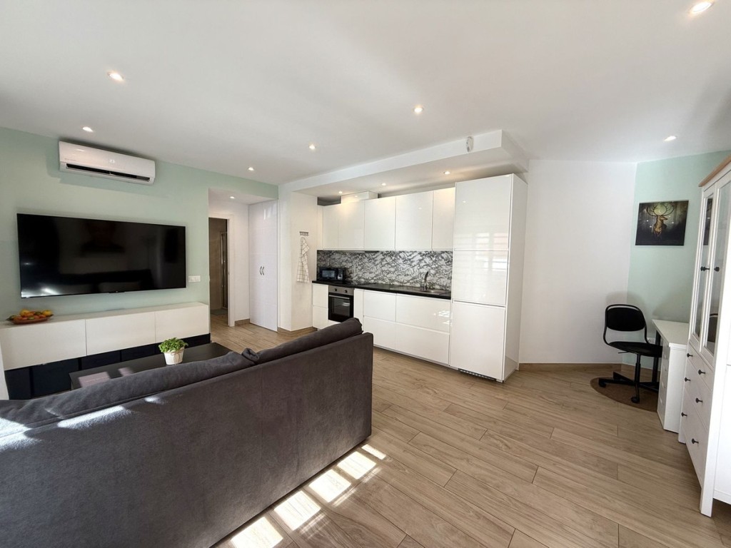 Apartment in Santa Fe de los Boliches - view 1