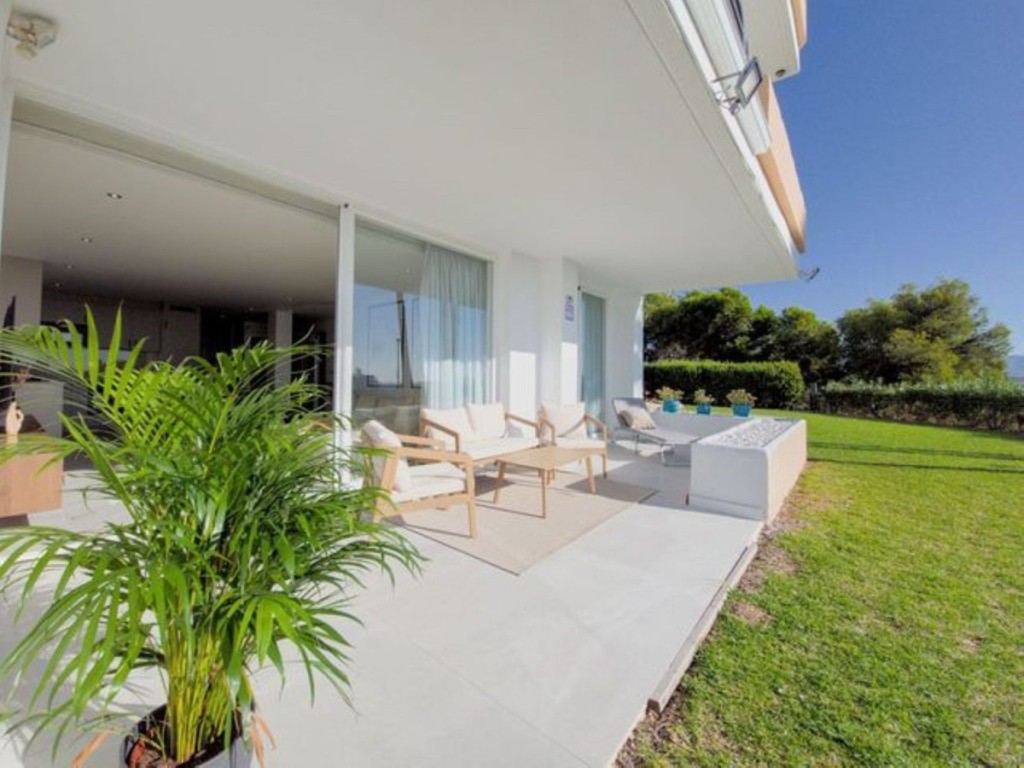 Apartment in Sitio de Calahonda - view 1