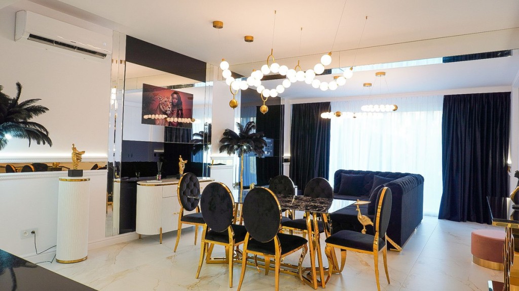 Apartment in Nueva Andalucia - view 1