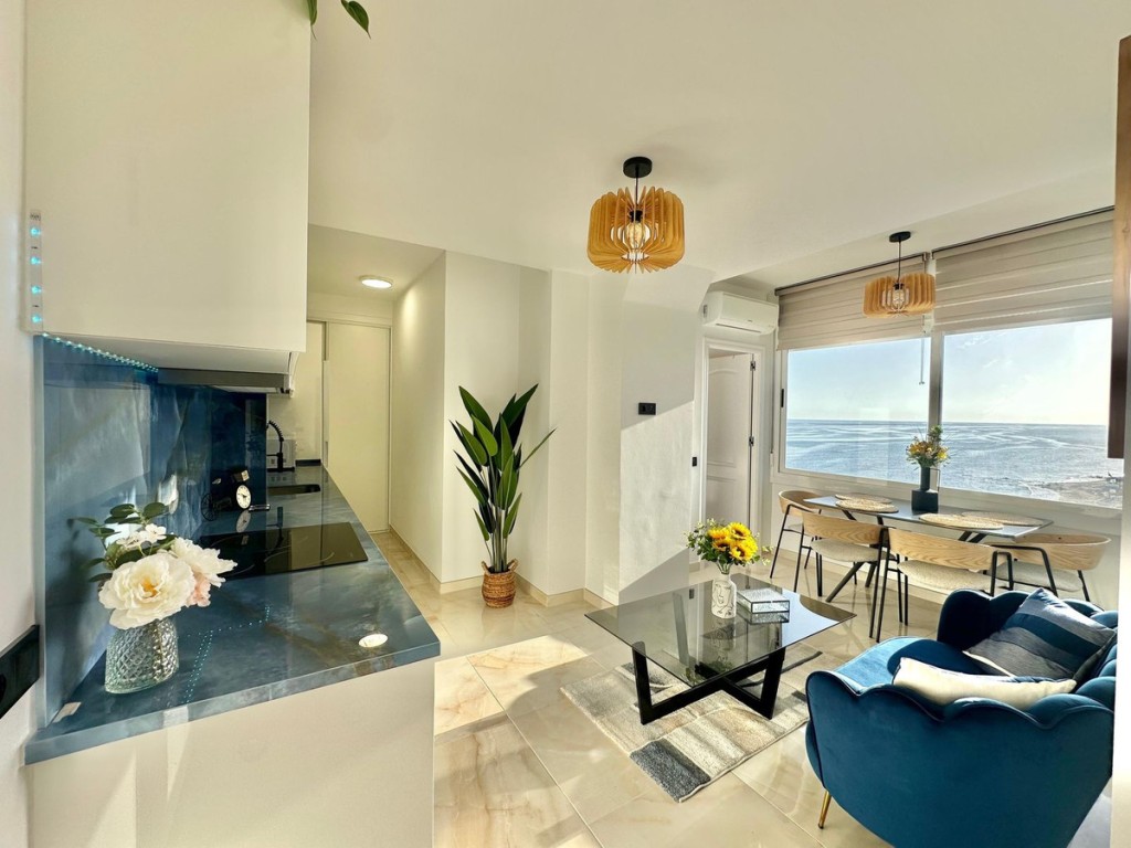 Apartment in Sitio de Calahonda - view 1