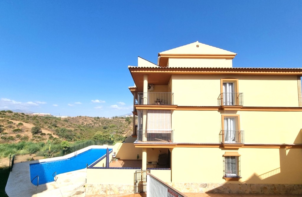 Apartment in El Faro - view 1