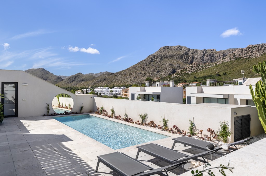 Penthouse in Port de Pollenca - view 1