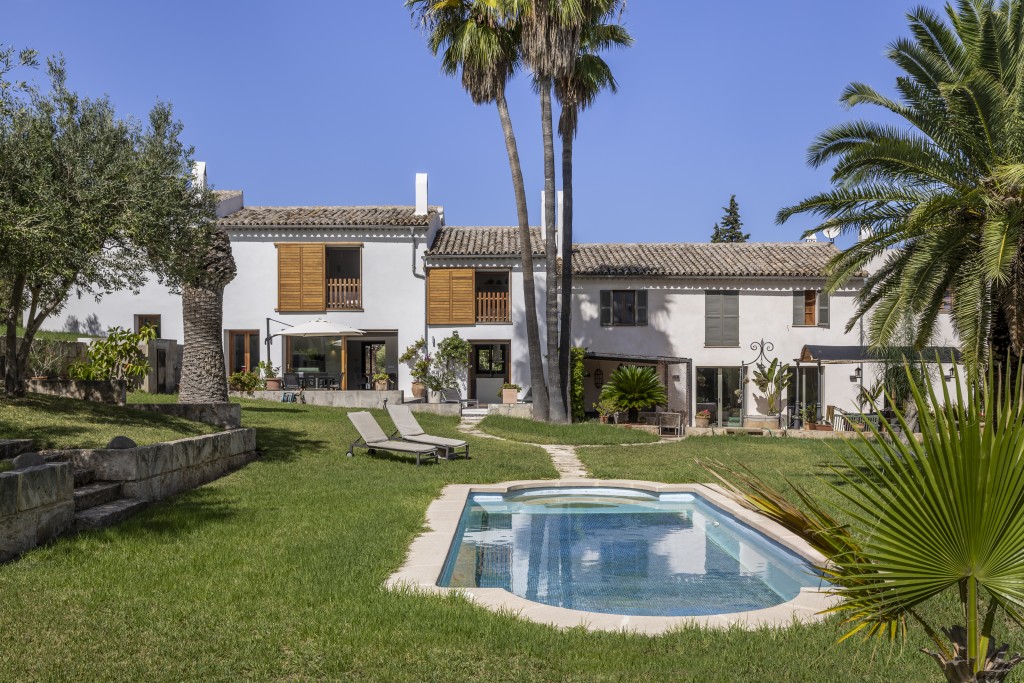 House in Palma de Mallorca - view 1